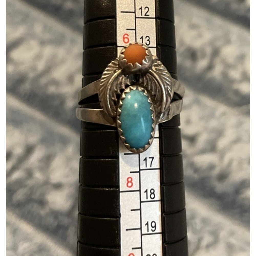 Vintage Running Bear Signed RB Sterling Turquoise‎ Coral Ring Native Size 6.5